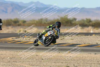 media/Nov-16-2024-CVMA (Sat) [[0e4bb1f32f]]/Race 9-Amateur Supersport Middleweight/